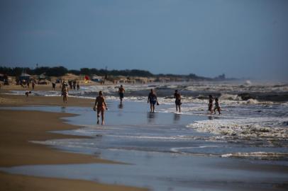 Imbé, RS, Brasil, 03/01/2023 - Ambiental de Imbé - Foto: André Ávila/Agência RBS<!-- NICAID(15310854) -->