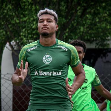 Juventude finaliza preparação para enfrentar o Nacional-SP, na Copa São Paulo. Na foto, centroavante Caíque. <!-- NICAID(15317412) -->