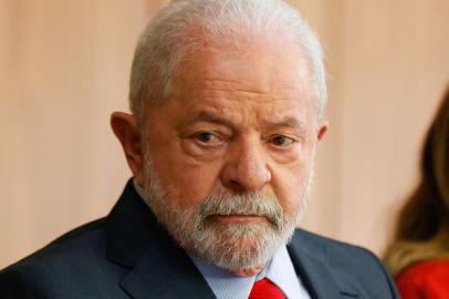 Brazilian President Luiz Inacio Lula da Silva attends a breakfast with accredited journalists at the Planalto Palace in Brasilia on January 12, 2023. (Photo by Sergio Lima / AFP)<!-- NICAID(15319873) -->