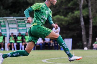 CAXIAS DO SUL, RS, BRASIL, 11/01/2023. Útimo treino jogo do Juventude antes do Gaúchão 2023. (Neimar De Cesero/Agência RBS).<!-- NICAID(15319049) -->