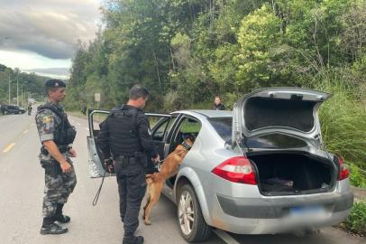 Forças de segurança realizam Operação Cratos em Caxias do Sul, nesta terça-feira (17) <!-- NICAID(15324145) -->