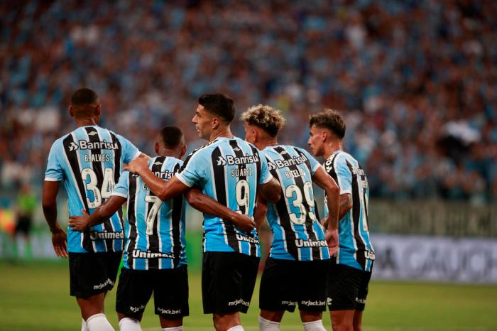 Grêmio: Calendário alivia e Suárez deslancha jogando só o Brasileiro