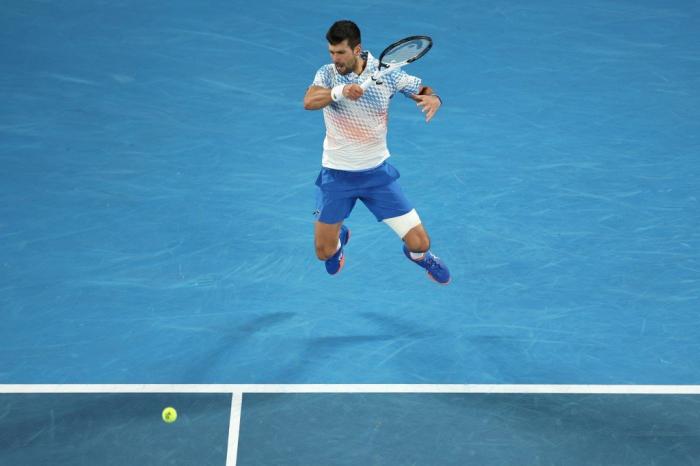 Tênis de dupla masculino vence e passa para semifinal