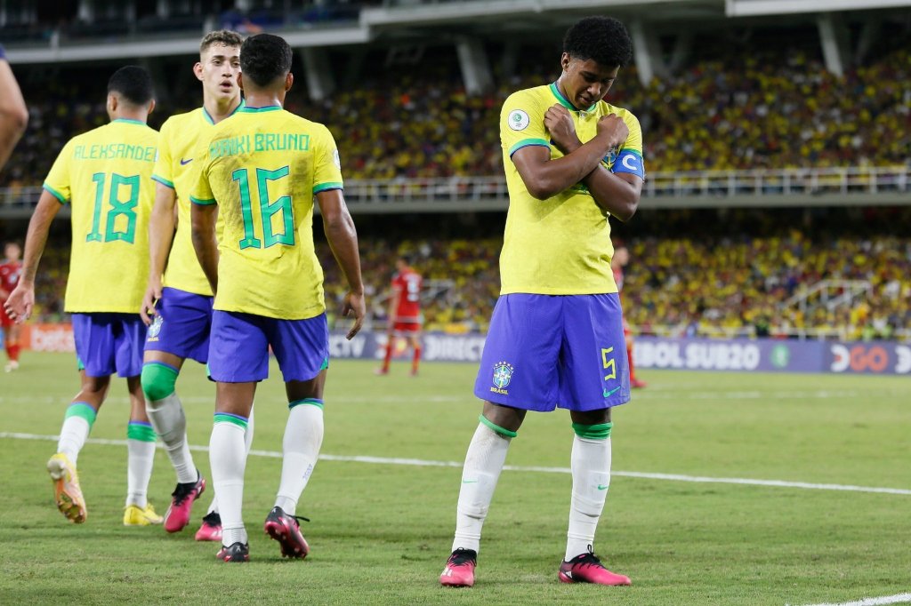 Em Busca De Vaga No Mundial, Brasil Abre O Hexagonal Final Do Sul ...