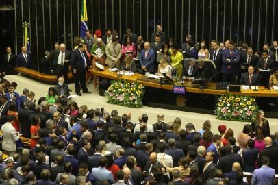 Deputados tomam posse na Câmara dos Deputados - Foto: Valter Campanato/Agência Brasil<!-- NICAID(15336878) -->