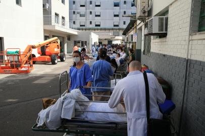 PORTO ALEGRE, RS, BRASIL, 02/02/2023- Incêndio atinge Hospital Conceição, em Porto Alegre. Foto: Ronaldo Bernardi / Agencia RBS<!-- NICAID(15337980) -->