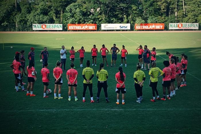 Gurias do Inter enfrentam as meninas do Corinthians na final do