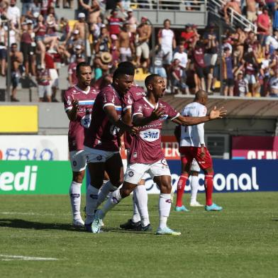 CAXIAS DO SUL, RS, BRASIL, 12/02/2023. Jogo pelo Gauchão SER Caxias e São Luiz. Gol Jean Dias (Neimar De Cesero/Agência RBS).<!-- NICAID(15347264) -->