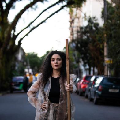 PORTO ALEGRE, RS, BRASIL, 27.06.2024: Ensaio do espetáculo Chula de Emily Borghetti para a coluna Piquetchê do Diário Gaúcho. Foto: Camila Hermes/Agencia RBS<!-- NICAID(15804527) -->