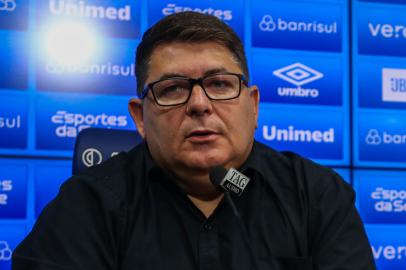 Apresentação dos novos dirigentes do departamento de futebol do Grêmio. Alexandre Rossato (E) é o novo vice de futebol, e Guto Peixoto (D) assume como diretor de futebol. <!-- NICAID(15935473) -->