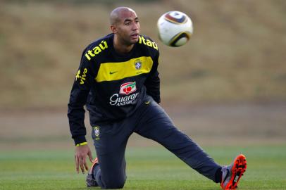  Zagueiro Luisão - futebol - Seleção Brasileira - Copa do Mundo - África do Sul - 21/06/2010 