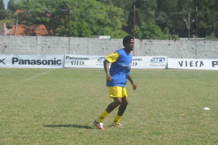 Andre Bahia E Apresentado E Ja Treina No Inter Sm Gzh